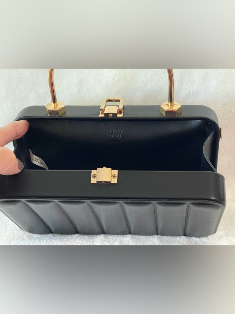 Most Wanted USA Structured Hard Shell handbag purse clutch black gold - Picture 7 of 10